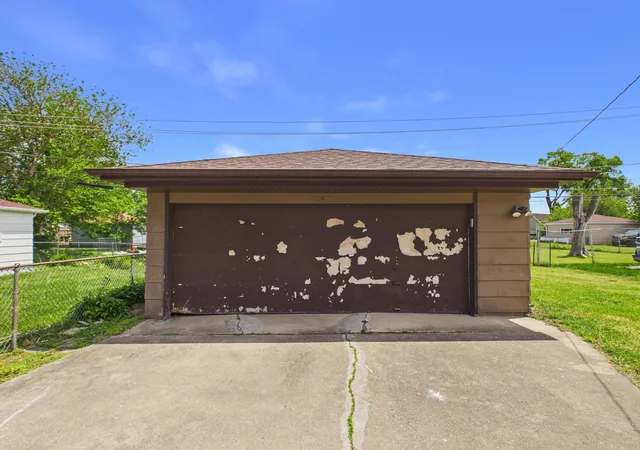 18th image of 51 51st Ave, Bellwood, IL 60104 | MLS# 12662211