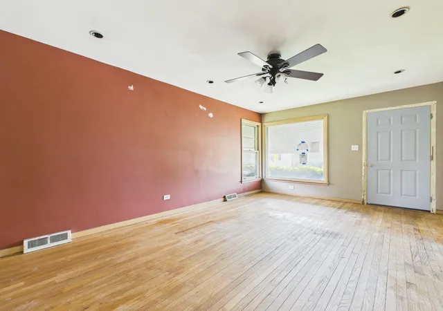 4th image of 51 51St Ave, Bellwood, IL 60104 | MLS# 12662211