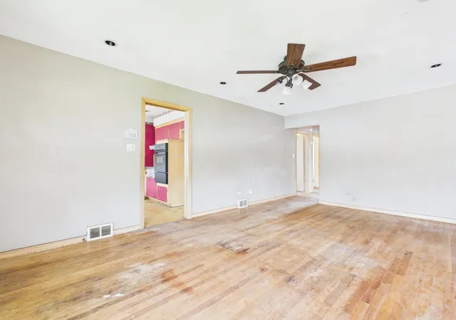 5th image of 51 51St Ave, Bellwood, IL 60104 | MLS# 12662211
