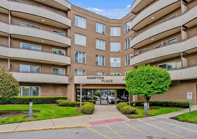 1st image of 7201 N Lincoln Ave #205, Lincolnwood, IL 60712 | MLS# 12662220