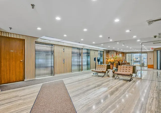 3rd image of 7201 N Lincoln Ave #205, Lincolnwood, IL 60712 | MLS# 12662220