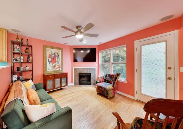 Homes for sale in Chicago, IL | 2011 W Chase Ave #2, Chicago, IL 60645 | MLS# 12662384