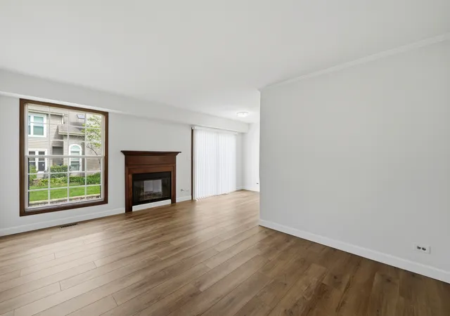 5th image of 1343 Seabury Cir, Carol Stream, IL 60188 | MLS# 12662412