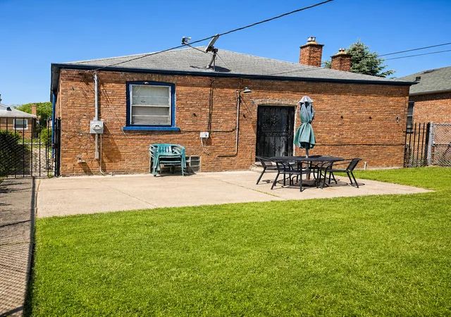13th image of 9823 S Drexel Ave, Chicago, IL 60628 | MLS# 12662495