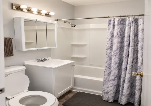 4th image of 9823 S Drexel Ave, Chicago, IL 60628 | MLS# 12662495
