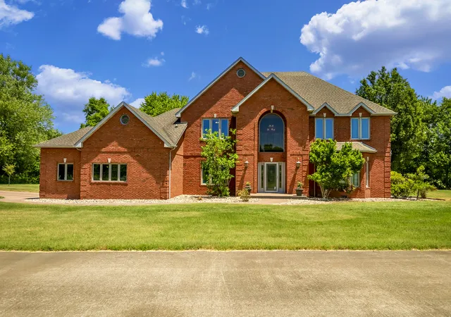 Photo 1 of Sale Pending at 12863 Bowling Aly Rd, Benton, IL 62812 | MLS# 12662614 | Listing updated on 2026-09-16