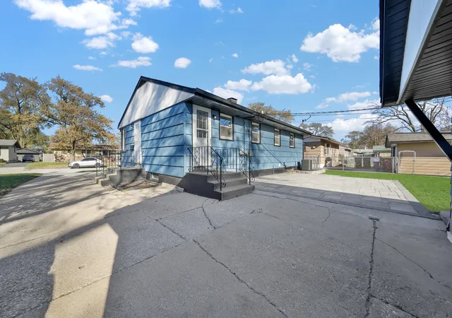 4th image of 19 Mohawk Dr, Thornton, IL 60476 | MLS# 12662646