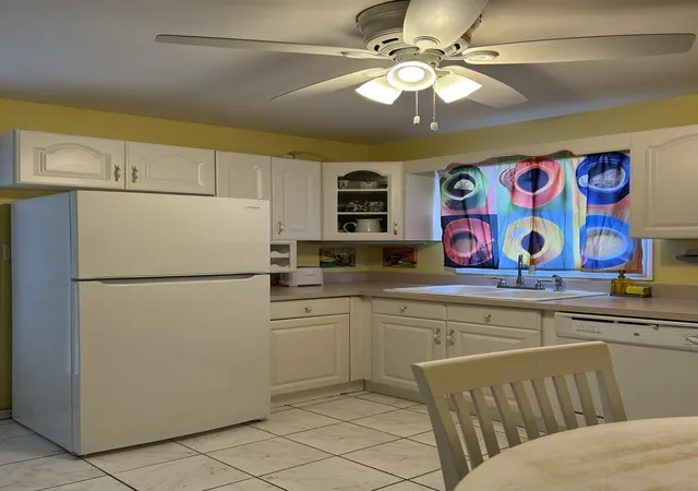 Photo 3 of Single family home for sale at 3313 Fairview Ave, South Chicago Heights, IL 60411 | MLS# 12662657 | Listing updated on 2026-08-08