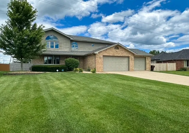 Homes for sale in Mokena, IL | 19211 Brompton Ct, Mokena, IL 60448 | MLS# 12662713