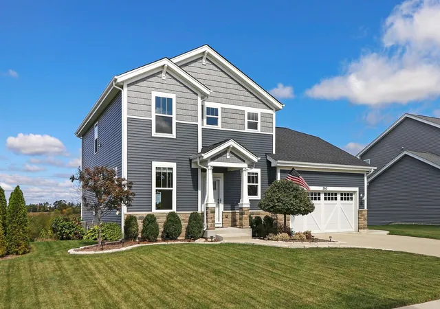 Homes for sale in Island Lake, IL | 260 E Parkland Dr, Island Lake, IL 60042 | MLS# 12662818