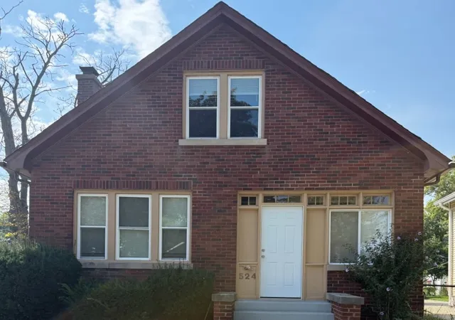 Photo 1 of Single family home for sale at 524 N Butrick St, Waukegan, IL 60085 | MLS# 12662974 | Listing updated on 2026-10-02
