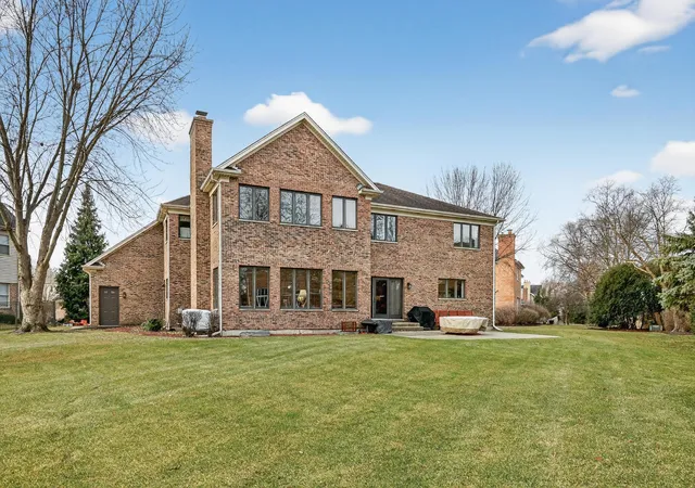 2nd image of 1036 E Talbot St, Arlington Heights, IL 60004 | MLS# 12662977