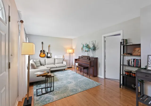 4th image of 4335 Prospect Ave, Downers Grove, IL 60515 | MLS# 12662994