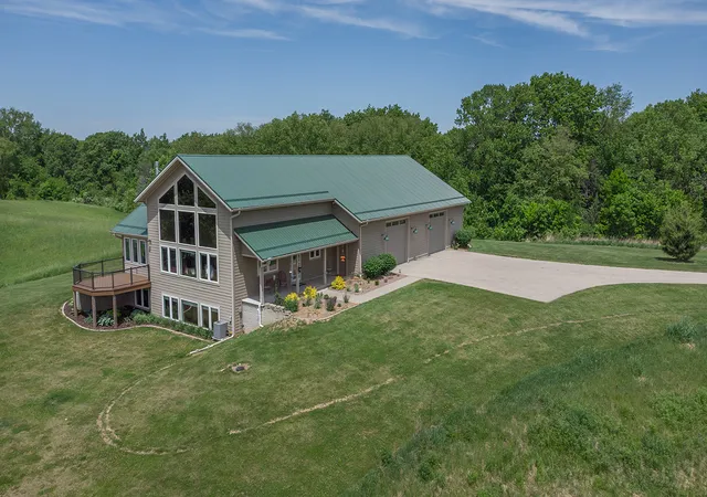 Homes for sale in Savanna, IL | 16168 Scenic Ridge Rd, Savanna, IL 61074 | MLS# 12663004