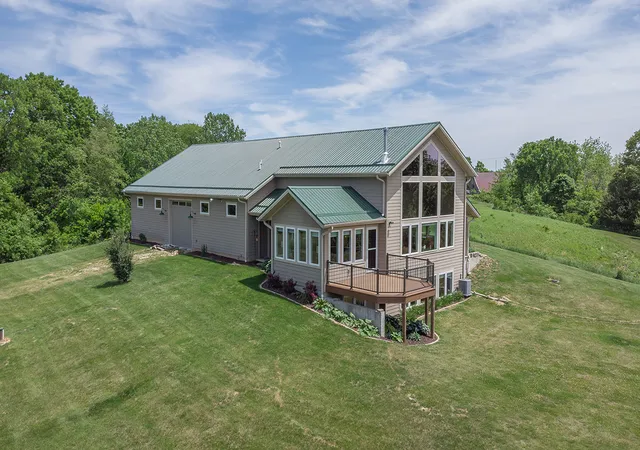 Homes for sale in Savanna, IL | 16168 Scenic Ridge Rd, Savanna, IL 61074 | MLS# 12663004