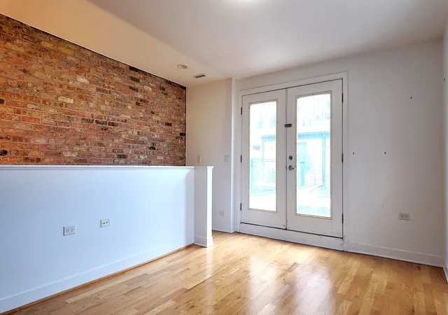 Homes for sale in Chicago, IL | 1446 S Michigan Avenue, Chicago, IL 60605 | Houzeo