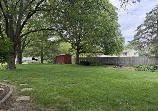3rd image of 277 Backbone Rd W, Princeton, IL 61356 | MLS# 12663321