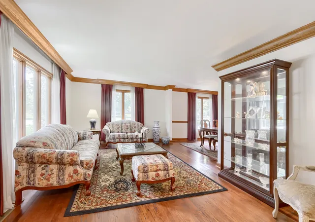 Photo 4 of Single family home for sale at 616 W Park St, Arlington Heights, IL 60005 | MLS# 12663348 | Listing updated on 2026-09-13