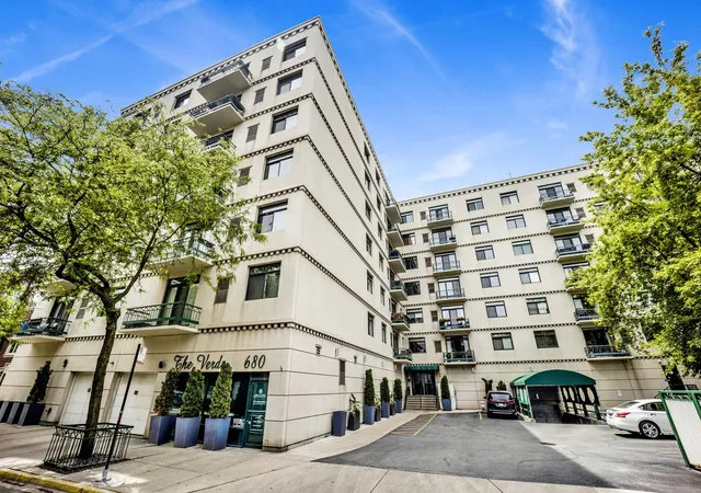 Homes for sale in Chicago, IL | 680 N Green St #508, Chicago, IL 60642 | MLS# 12663360