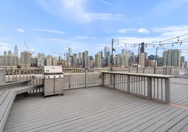 Homes for sale in Chicago, IL | 680 N Green St #508, Chicago, IL 60642 | MLS# 12663360