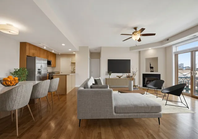 Homes for sale in Chicago, IL | 680 N Green St #508, Chicago, IL 60642 | MLS# 12663360