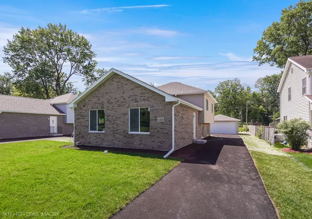 2nd image of 1411 W 172nd St, East Hazel Crest, IL 60429 | MLS# 12663363