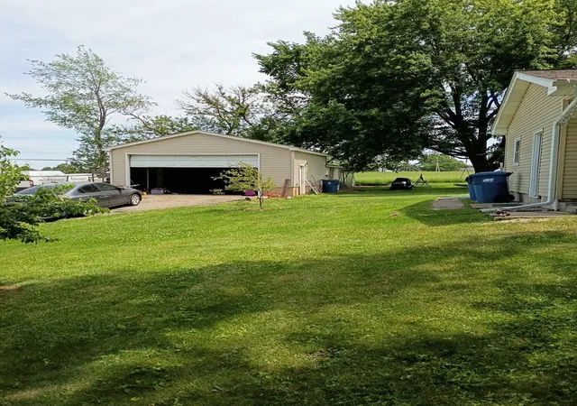 Homes for sale in Yorkville, IL | 13 Bonnie Ln, Yorkville, IL 60560 | MLS# 12663446