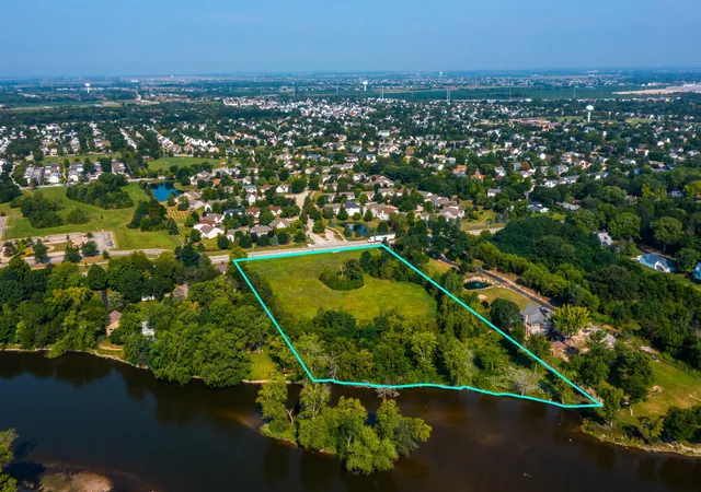 2nd image of 543 B 3 Commercial Acres State Route 31, Oswego, IL 60543 | MLS# 12663512