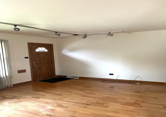 Photo 4 of Single family home for sale at 5959 S Rutherford Ave, Chicago, IL 60638 | MLS# 12663534 | Listing updated on 2026-09-04