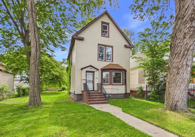 2nd image of 12047 S Michigan Ave, Chicago, IL 60628 | MLS# 12663545