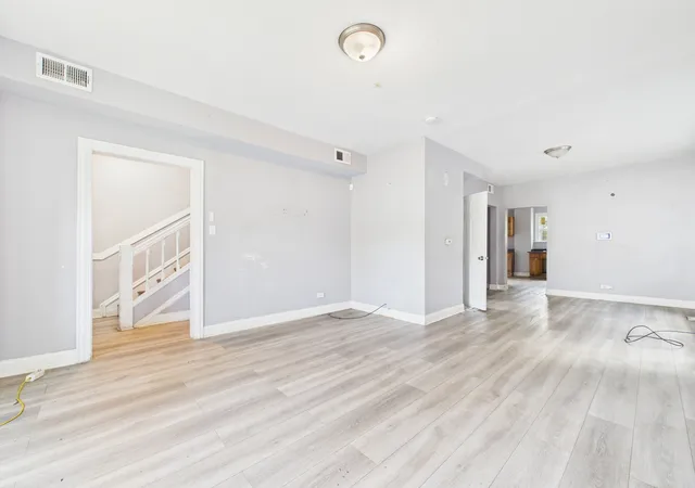 5th image of 12047 S Michigan Ave, Chicago, IL 60628 | MLS# 12663545
