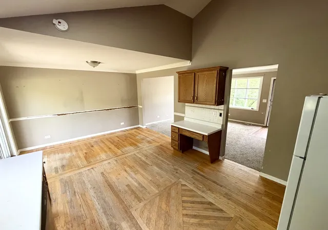 4th image of 28W560 Bolles Ave, West Chicago, IL 60185 | MLS# 12663558