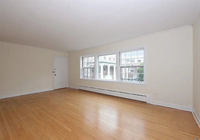 3rd image of 1402 Hinman Ave, Evanston, IL 60201