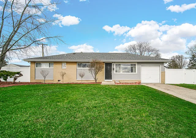 1st image of 310 Maricopa Ln, Hoffman Estates, IL 60169 | MLS# 12663631