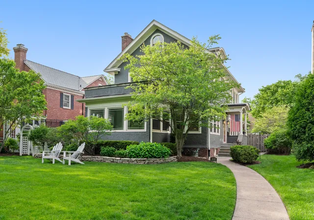 1st image of 1132 Ashland Ave, Wilmette, IL 60091 | MLS# 12663645