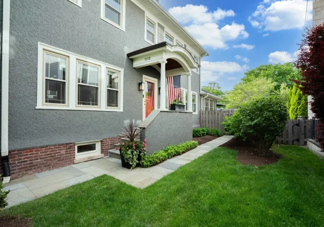 4th image of 1132 Ashland Ave, Wilmette, IL 60091 | MLS# 12663645