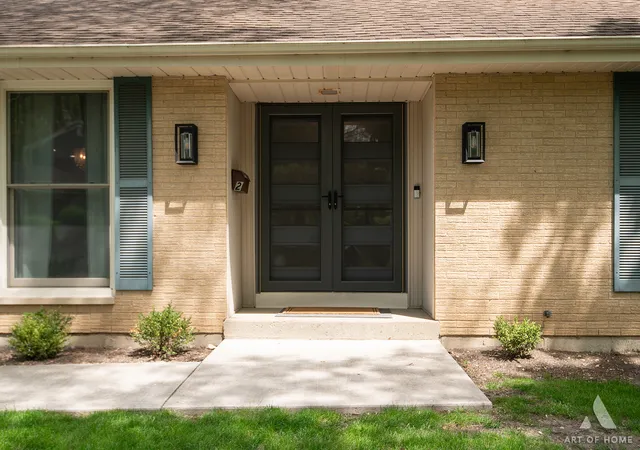 4th image of 2 Dogwood Rd, Rolling Meadows, IL 60008 | MLS# 12663682