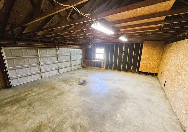 Homes for sale in Mt Vernon, IL | 14541 N Morton Ln, Mt Vernon, IL 62864 | MLS# 12663711