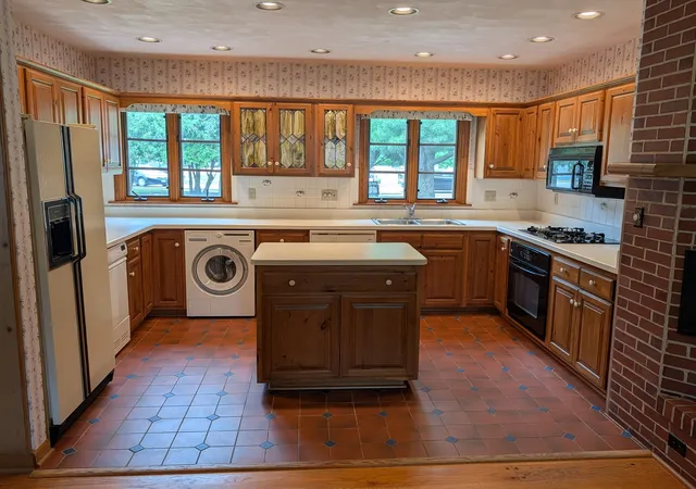 Homes for sale in Rochelle, IL | 1225 Tilton Park Dr, Rochelle, IL 61068 | MLS# 12663738