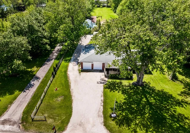 Homes for sale in Bloomington, IL | 209 Woodrig Rd, Bloomington, IL 61704 | MLS# 12663762