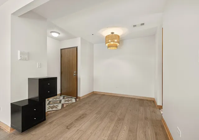 2nd image of 720 Weidner Rd #307, Buffalo Grove, IL 60089 | MLS# 12663815