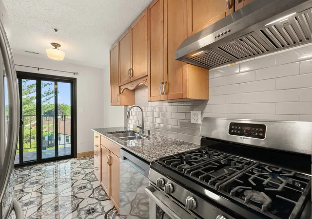 3rd image of 720 Weidner Rd #307, Buffalo Grove, IL 60089 | MLS# 12663815