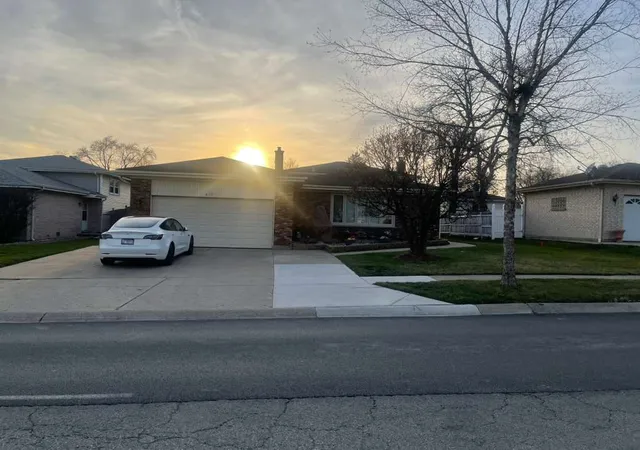 1st image of 852 Tonne Rd, Elk Grove Village, IL 60007 | MLS# 12663837
