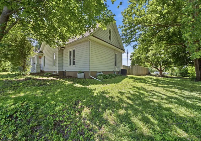 Homes for sale in Orion, IL | 908 4Th St, Orion, IL 61273 | MLS# 12663849
