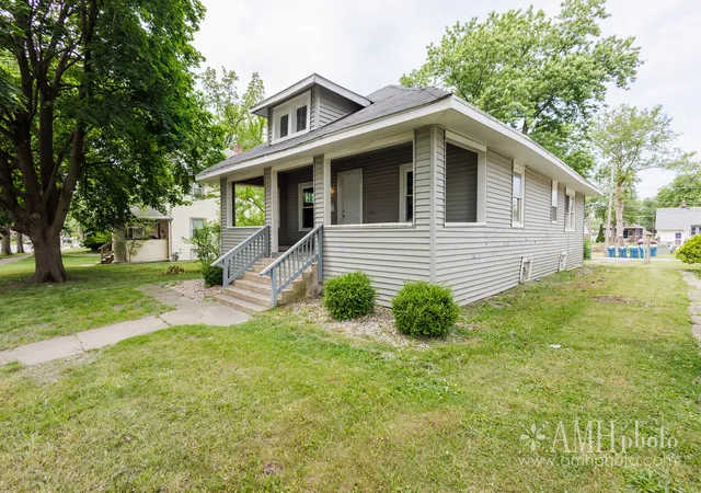 Photo 3 of Single family home for sale at 459 S Lincoln Ave, Kankakee, IL 60901 | MLS# 12663966 | Listing updated on 2026-09-03