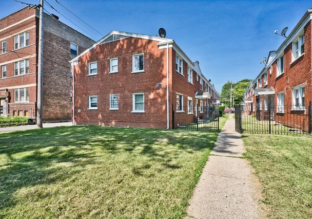 3rd image of 118 N Menard Ave, Chicago, IL 60644 | MLS# 12663969
