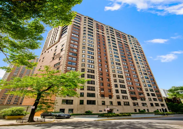 1st image of 421 W Melrose St #18BC, Chicago, IL 60657 | MLS# 12664065
