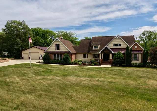 1st image of 34554 1375 North Ave, Spring Valley, IL 61362 | MLS# 12664116