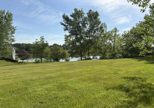 Homes for sale in Antioch, IL | 1201 Bayshore Dr, Antioch, IL 60002 | MLS# 12664134