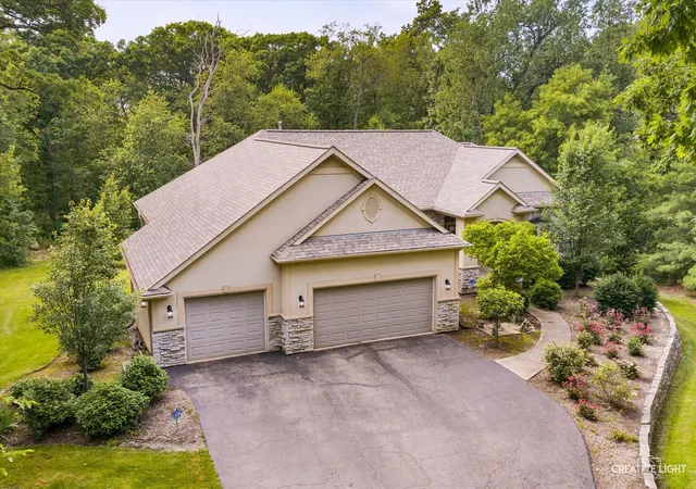 5th image of 10605 Red Hawk Ln, Spring Grove, IL 60081 | MLS# 12664136